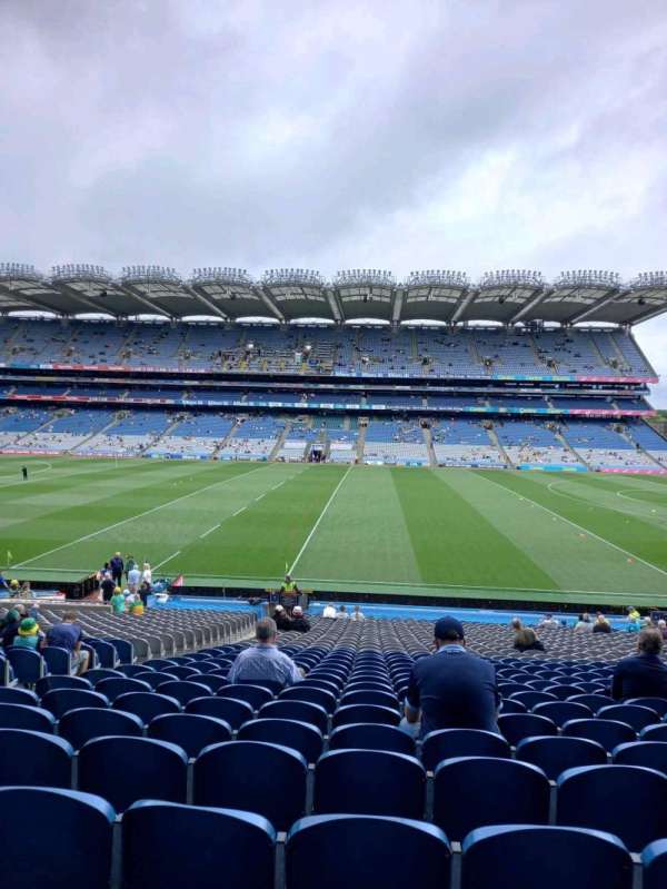 Croke Park, bloc: 305, rangée: JJ, place: 8
