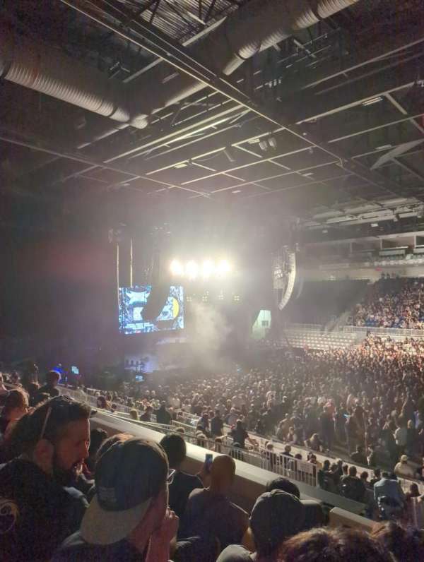 Coca-Cola Coliseum, bloc: 100, rangée: K, place: 5