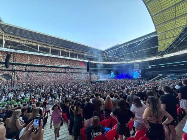 Wembley Stadium, bloc: 103, rangée: 22, place: 27