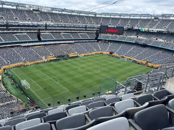 MetLife Stadium, bloc: 319, rangée: 11, place: 6