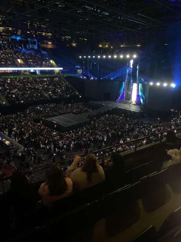 AO Arena, bloc: 212, rangée: 4, place: 6