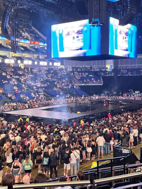 The O2, London, bloc: 109, rangée: R, place: 259