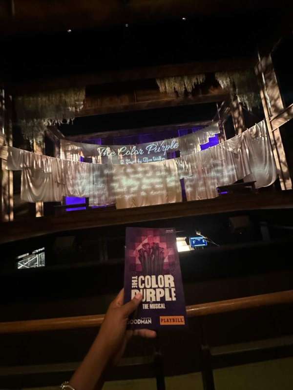 Goodman Theatre - Albert Theatre, bloc: Main Floor, rangée: A, place: 10