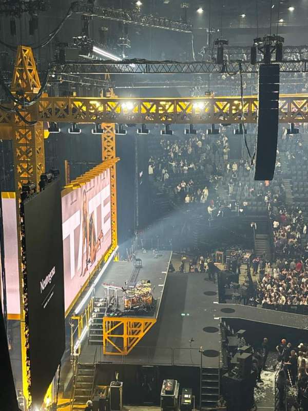 Accor Arena, bloc: Balcon N, rangée: 93, place: 11