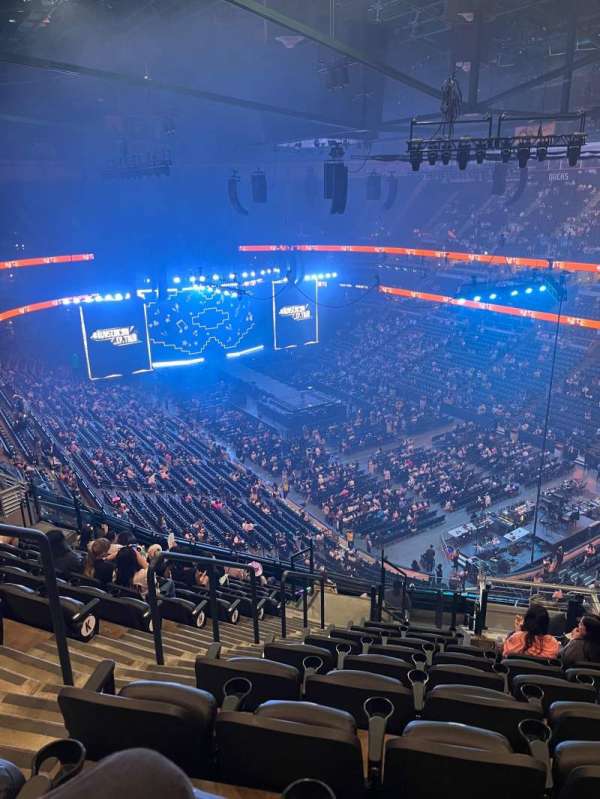 Honda Center, bloc: 405, rangée: P, place: 11