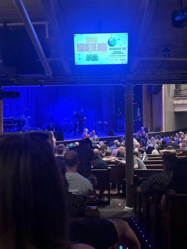 Ryman Auditorium, bloc: MF-8, rangée: V, place: 1