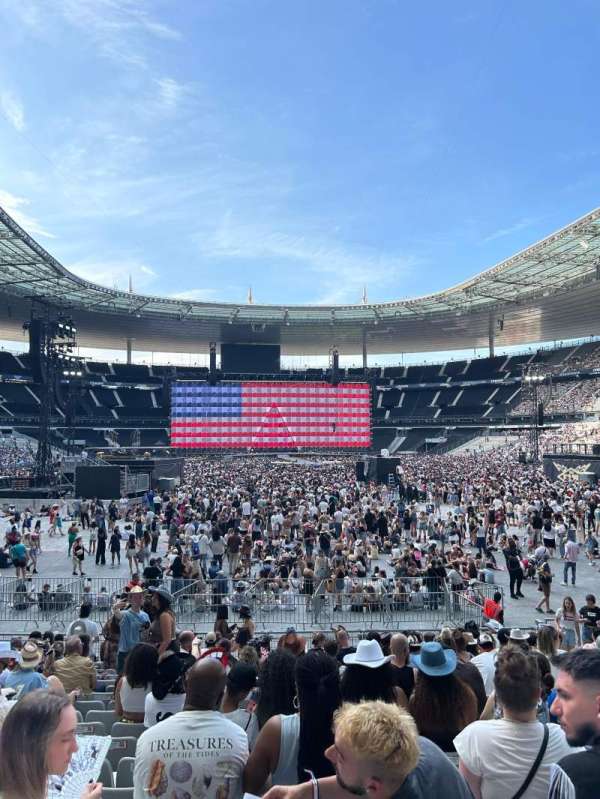 Stade de France, bloc: Z2, rangée: 18, place: 17