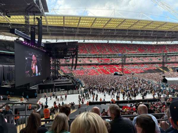 Wembley Stadium, bloc: 127, rangée: 34, place: 117
