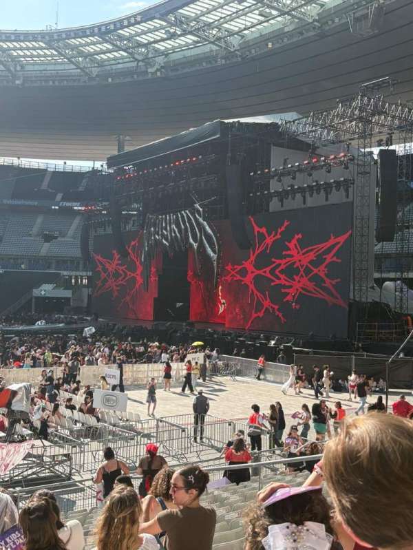 Stade de France, bloc: H1, rangée: 17, place: 03