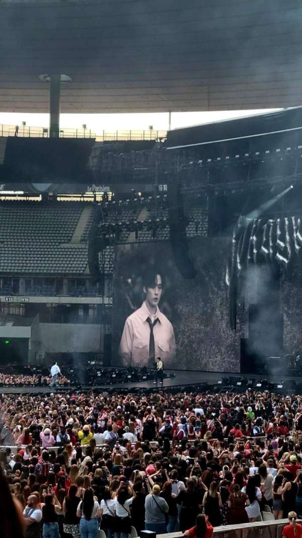 Stade de France, bloc: G6, rangée: 16, place: 34