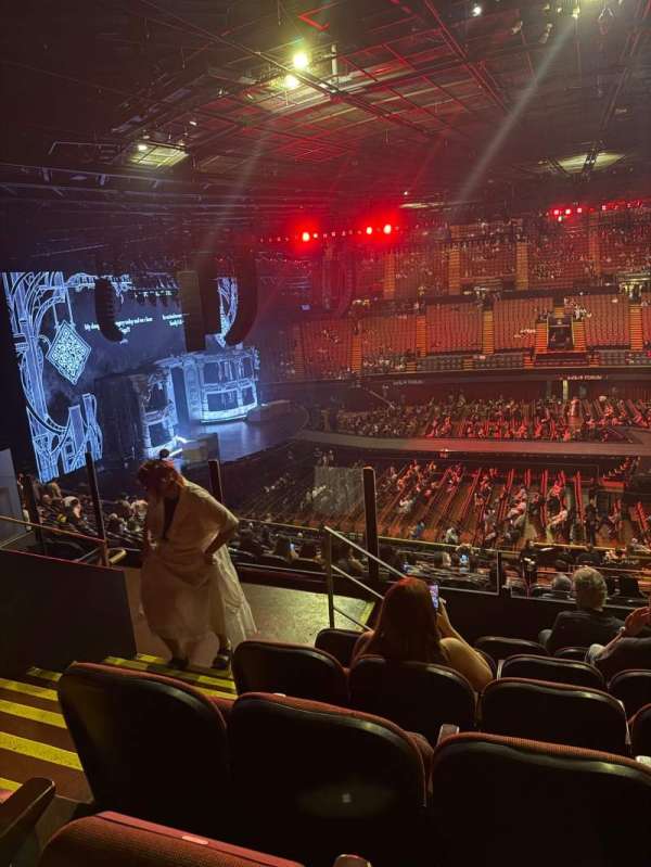 Kia Forum, bloc: 227, rangée: 6, place: 2