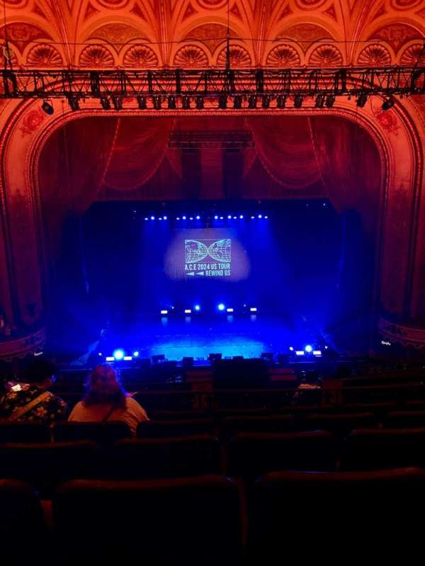 Orpheum Theatre, Los Angeles, bloc: Balcony C, rangée: J, place: 209