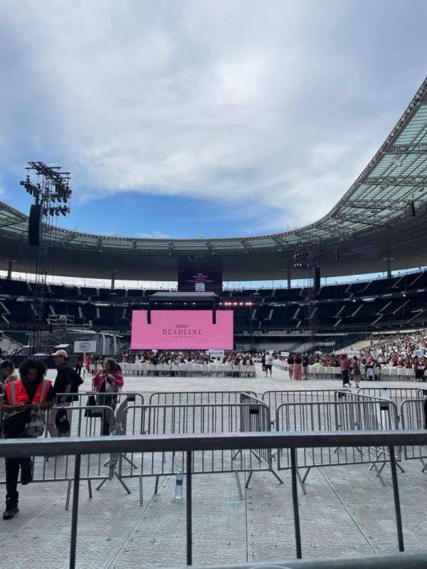 Stade de France, bloc: Z10, rangée: 1, place: 30