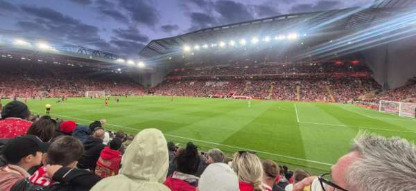 Anfield, bloc: KH, rangée: 13, place: 53
