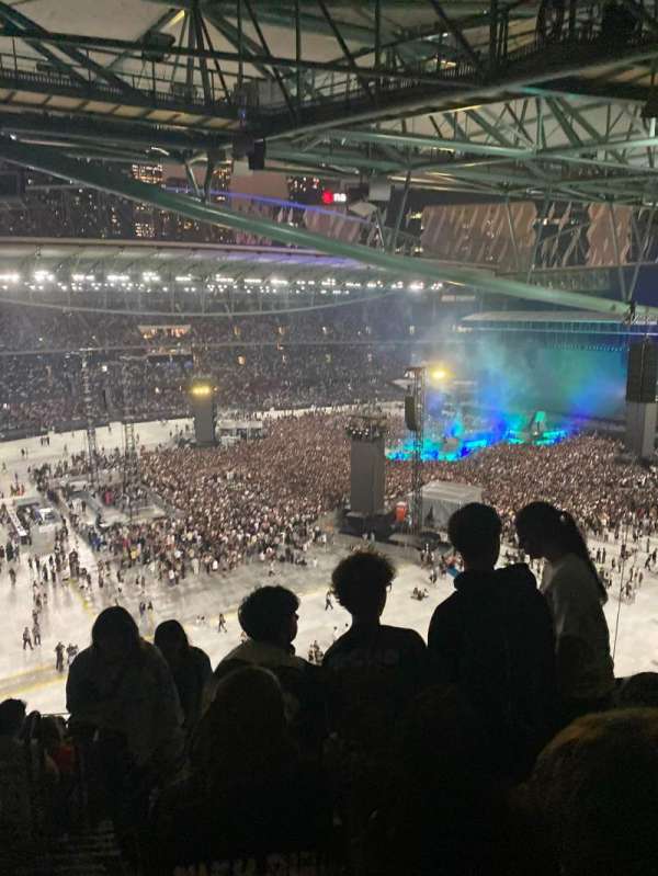 Marvel Stadium, bloc: L3-17, rangée: U, place: 27
