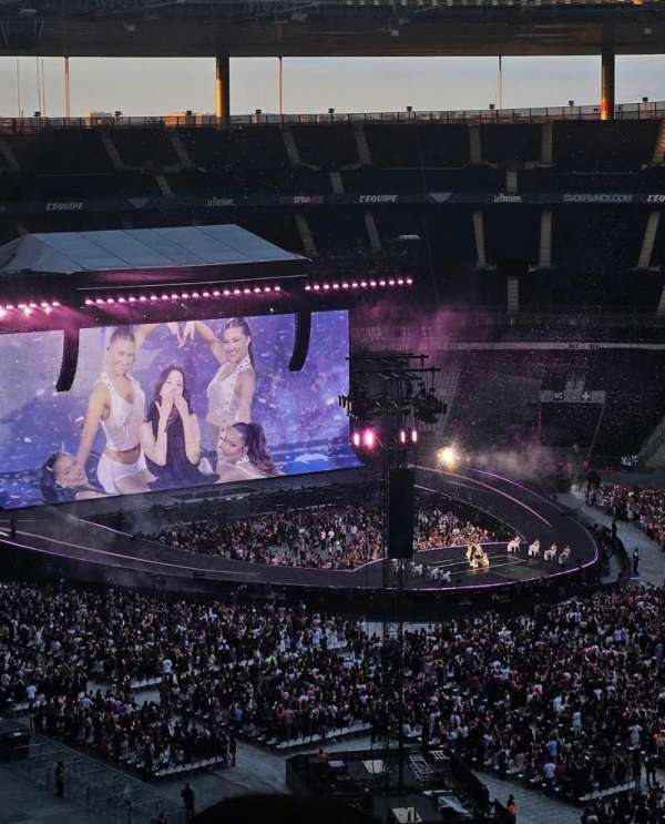 Stade de France, bloc: X2, rangée: 54, place: 16