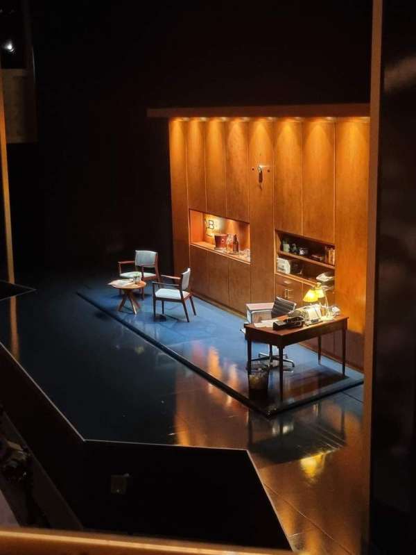 Barbican Theatre, bloc: Circle, rangée: AA, place: 1