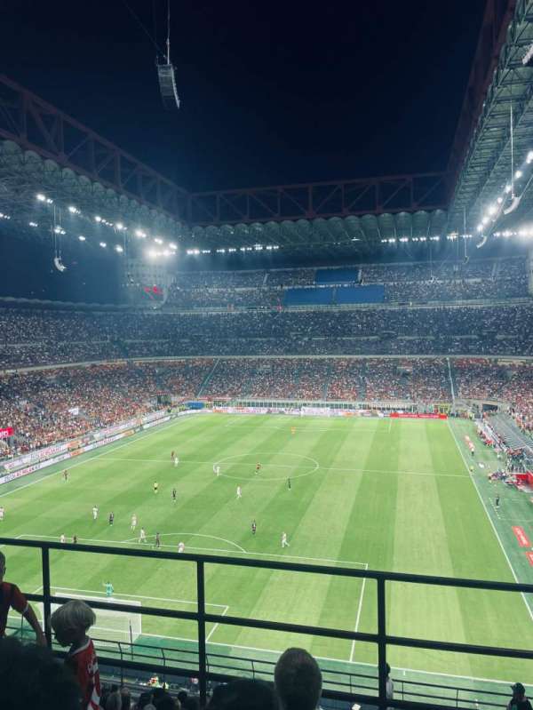 San Siro, bloc: 244, rangée: 4, place: 21