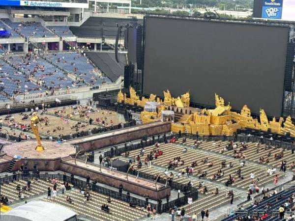 Camping World Stadium, bloc: 240, rangée: H, place: 15&14