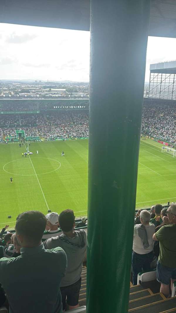 Celtic Park, bloc: 406, rangée: S, place: 17