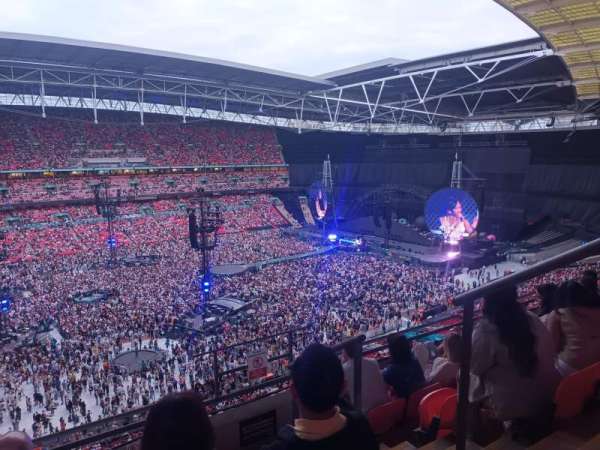 Wembley Stadium, bloc: 504, rangée: 5, place: 111
