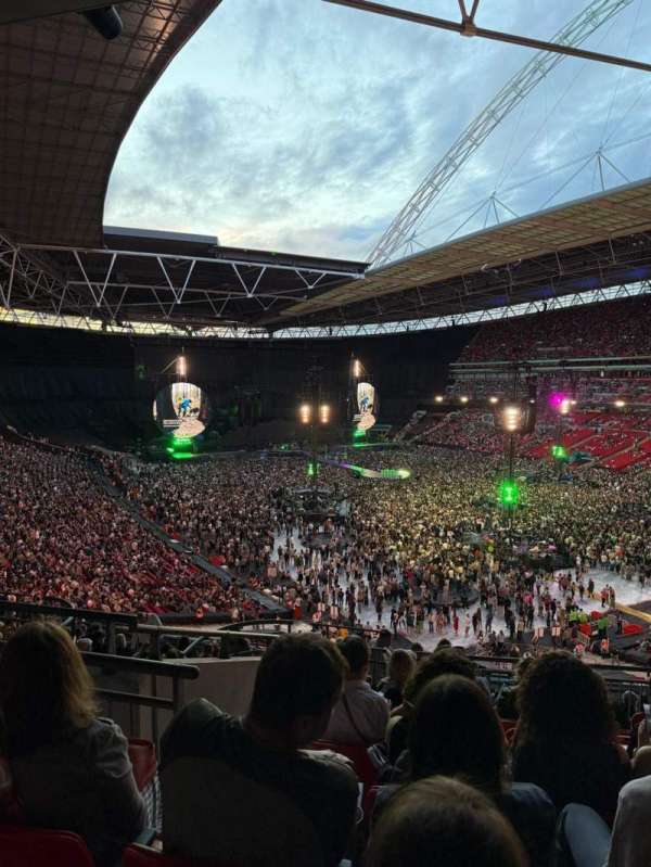 Wembley Stadium, bloc: 219, rangée: 15, place: 126