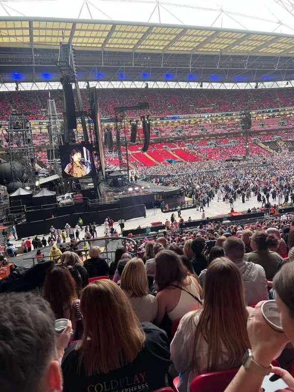 Wembley Stadium, bloc: 127, rangée: 38, place: 120