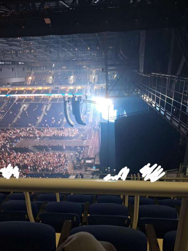 Uber Arena, bloc: 421, rangée: 12, place: 15