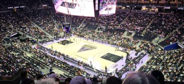 Chase Center, bloc: 217, rangée: 5, place: 3