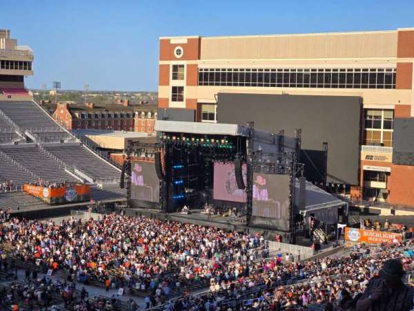boone pickens stadium, bloc: 515, rangée: 3, place: 1