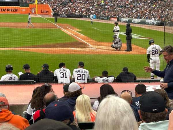 Comerica Park, bloc: 132, rangée: 17, place: 6