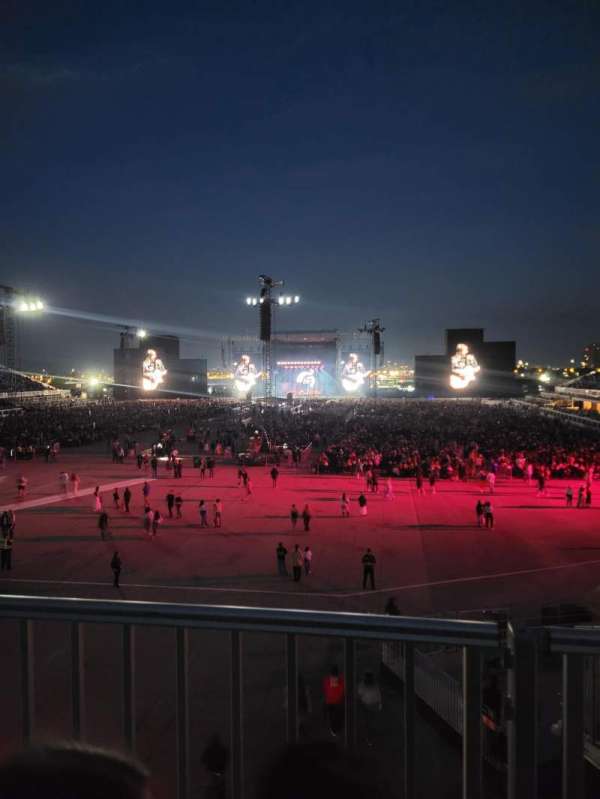 Rogers Stadium, bloc: N112, rangée: 11, place: 5