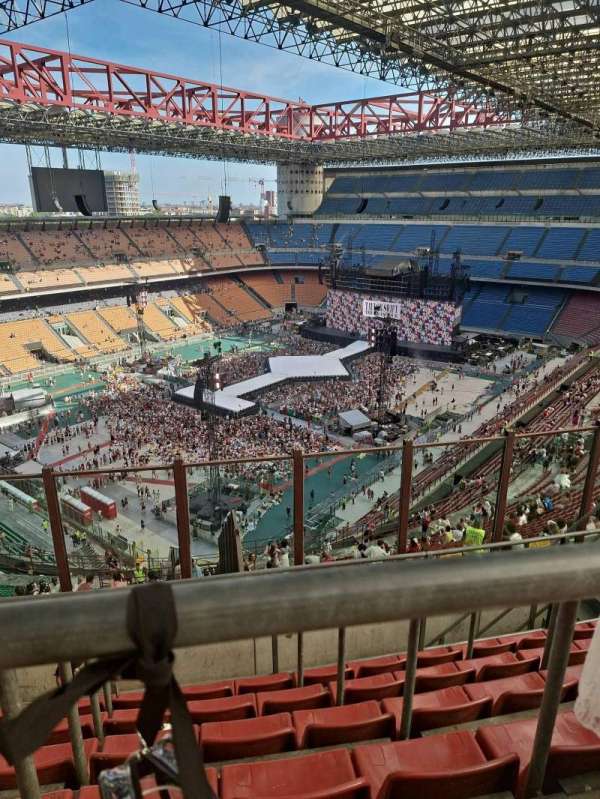 San Siro, bloc: 339, rangée: 6, place: 17
