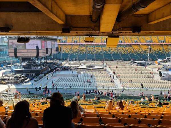 Commonwealth Stadium, Edmonton, bloc: V, rangée: A45, place: 10