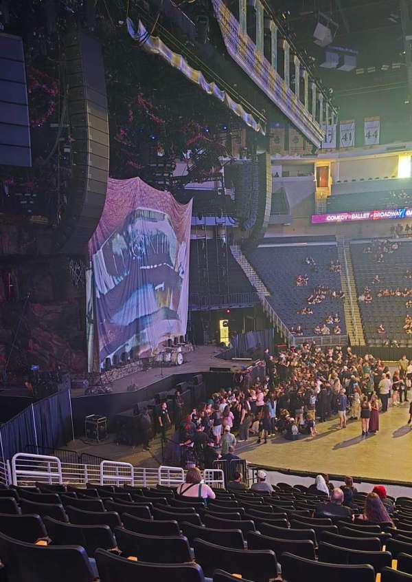 Gas South Arena, bloc: 116, rangée: T, place: 5