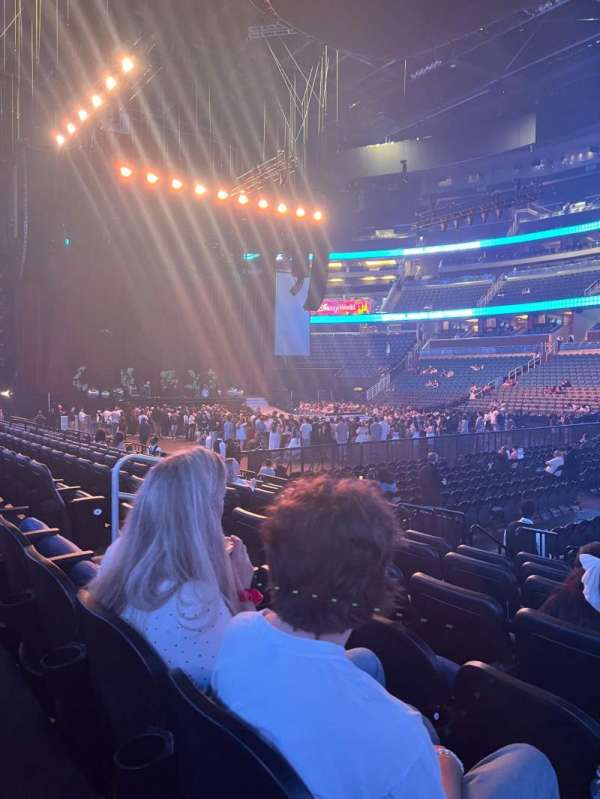 Kia Center, bloc: 113, rangée: 8, place: 10