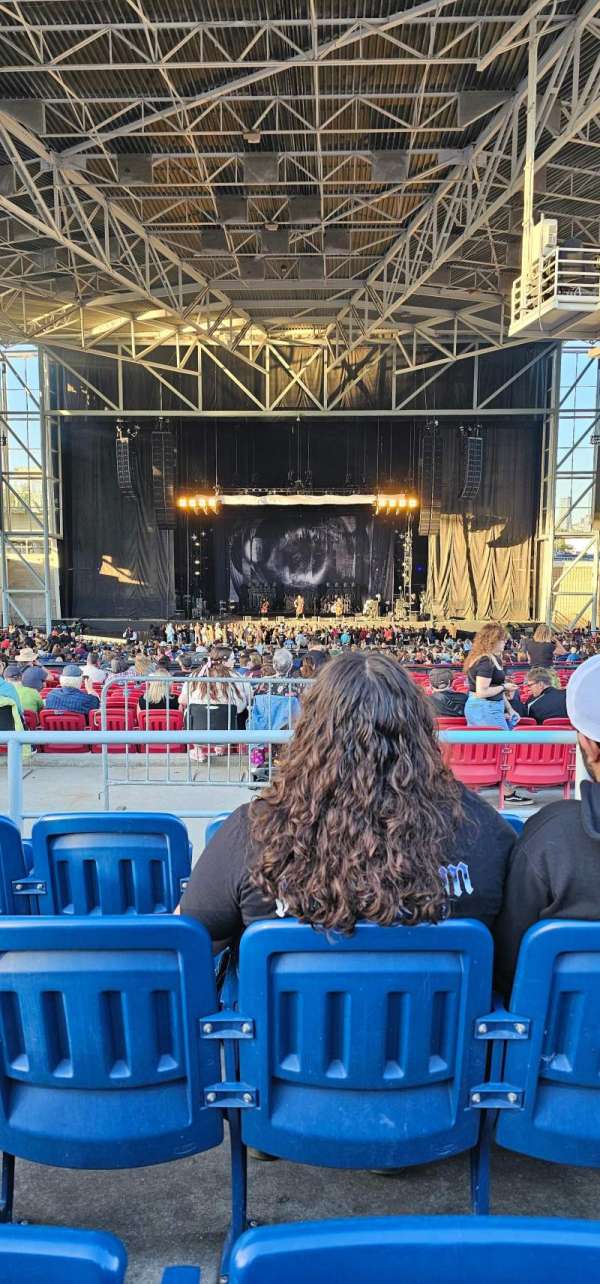 RBC Amphitheatre, bloc: 405, rangée: D, place: 21