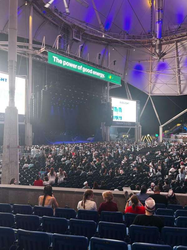 Hartford Healthcare Amphitheatre, bloc: 207, rangée: CC, place: 12