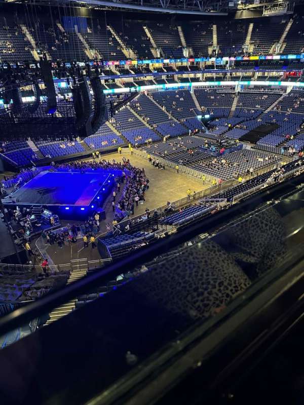 The O2, London, bloc: 401, rangée: A, place: 453