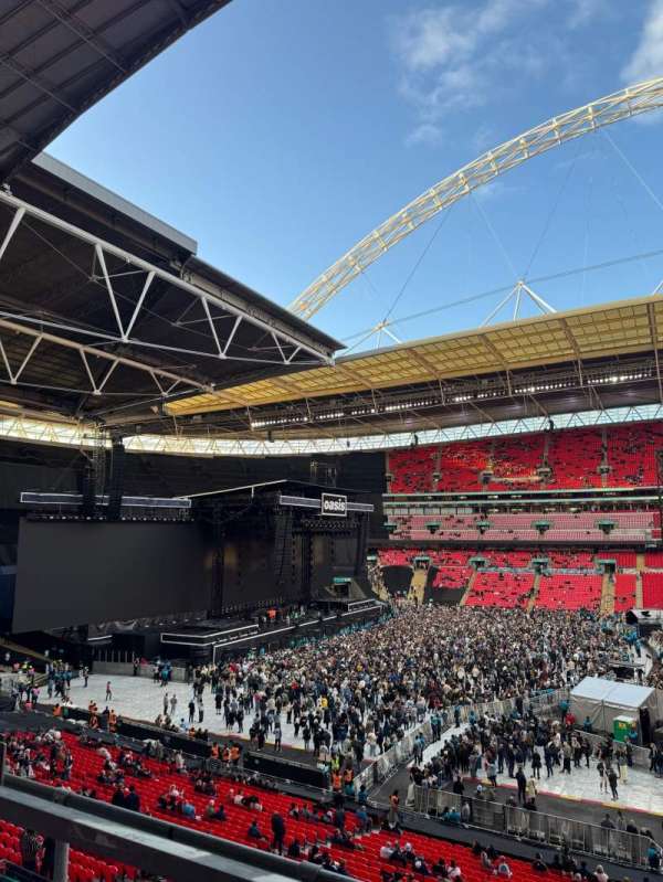 Wembley Stadium, bloc: 227, rangée: 1, place: 11