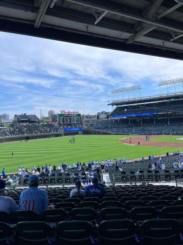 Wrigley Field, bloc: 204, rangée: 16, place: 19