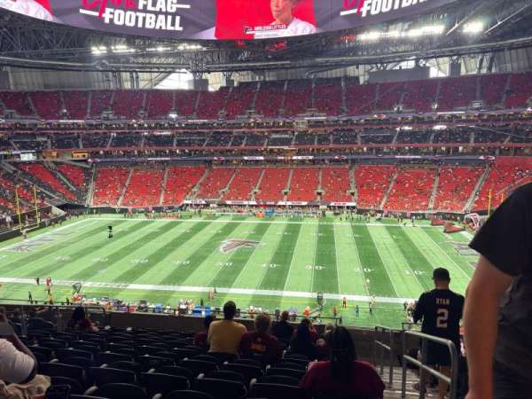 Mercedes-Benz Stadium, bloc: 235, rangée: 10, place: 1