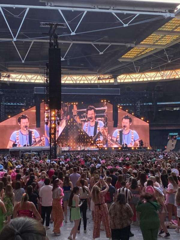 Wembley Stadium, bloc: 113, rangée: 7, place: 54