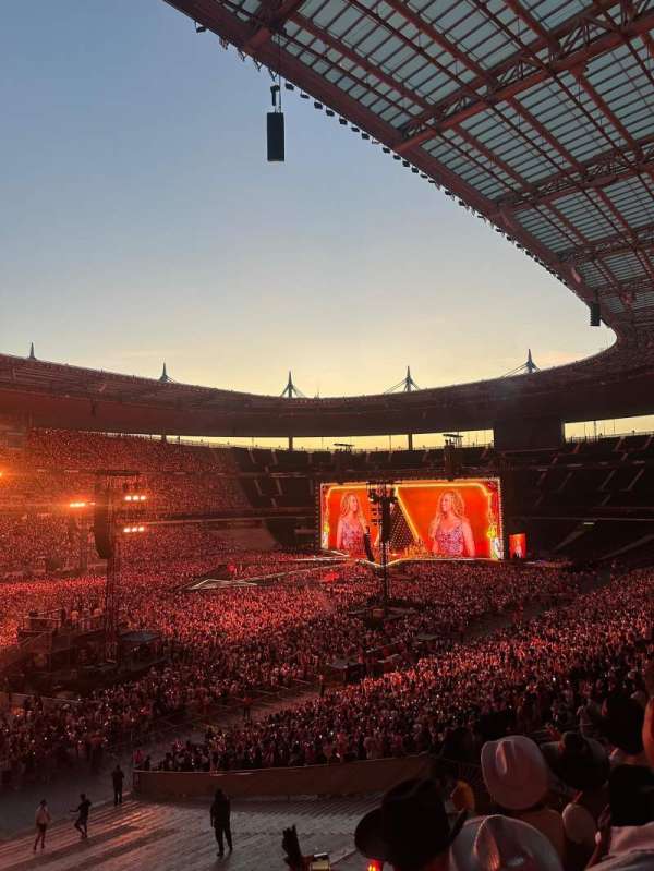 Stade de France, bloc: C4, rangée: 38, place: 21