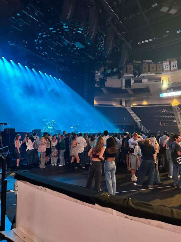 Gas South Arena, bloc: 116, rangée: B, place: 9
