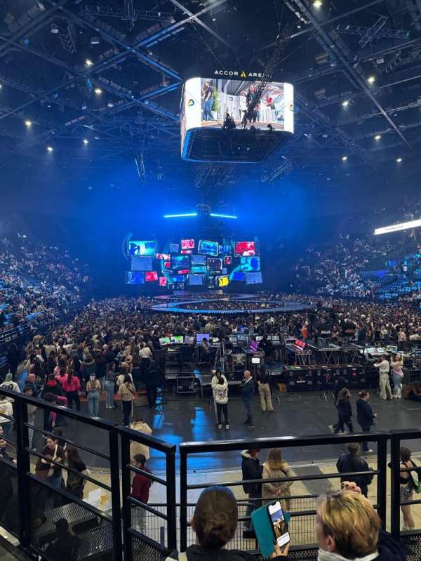 Accor Arena, bloc: Gradin U, rangée: 21, place: 18