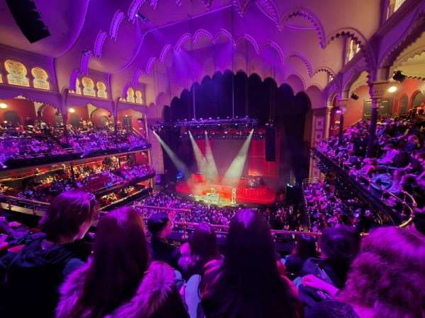Massey Hall, bloc: 308, rangée: D, place: 3