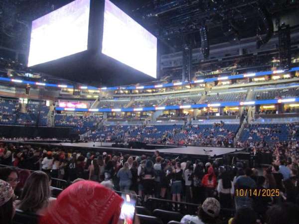 Kia Center, bloc: 113, rangée: 5, place: 5