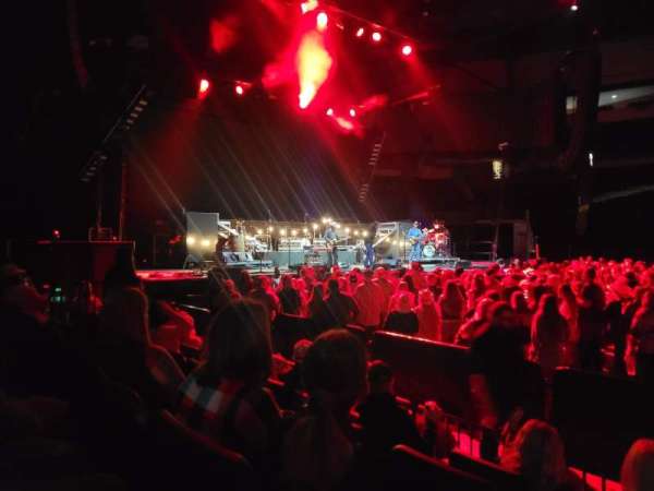 Chaifetz Arena, bloc: 115, rangée: D, place: 5