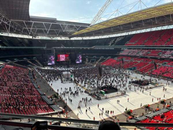 Wembley Stadium, bloc: 518, rangée: 2, place: 141